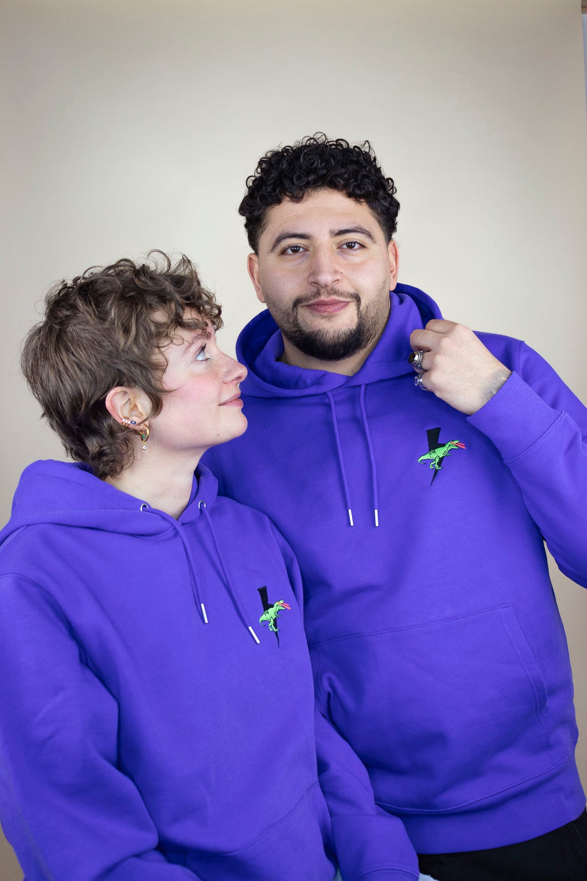 Tiry Blitz Unisex Dino Hoodie Lila