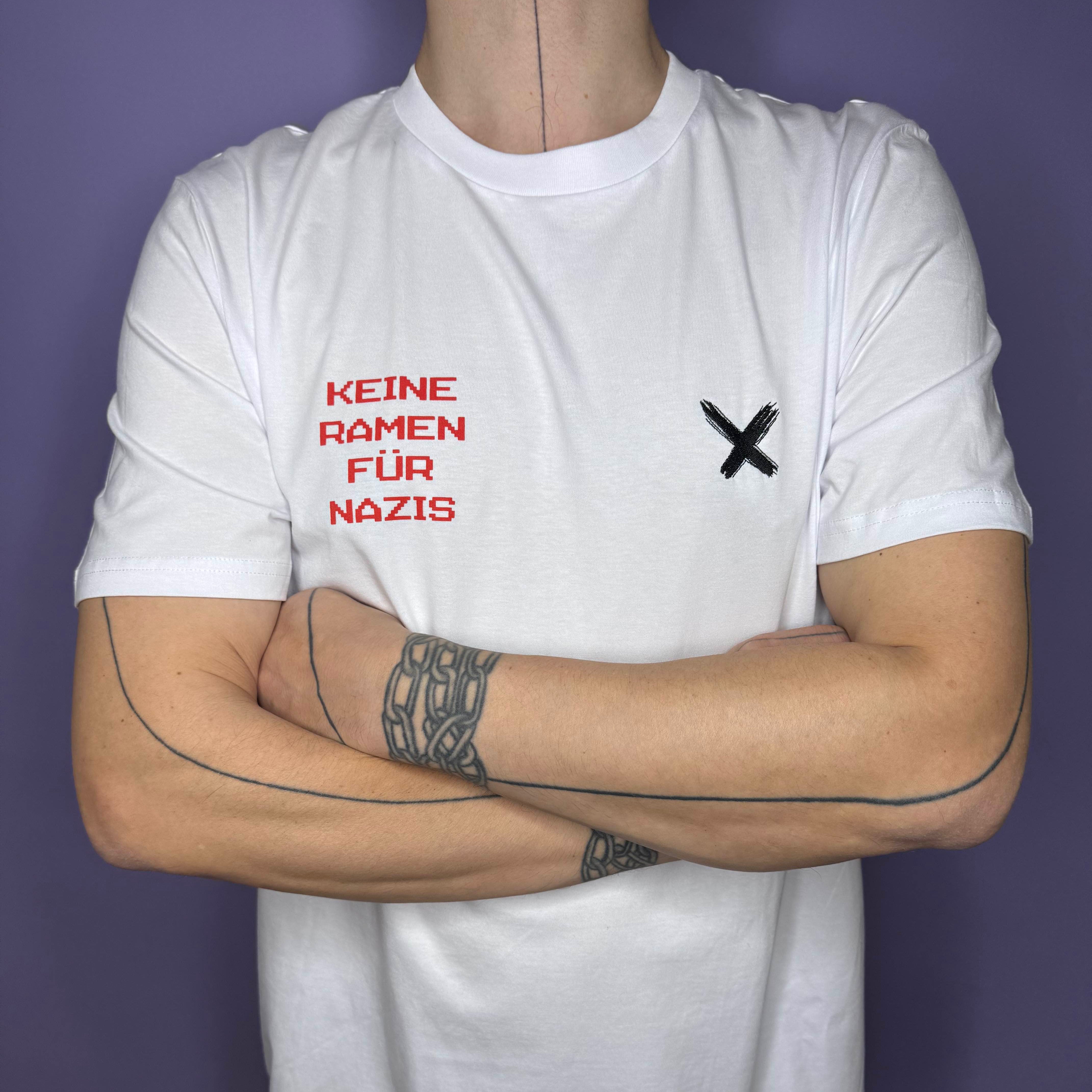 KEINE RA(H)MEN FÜR NAZIS Dino T-Shirt Weiß